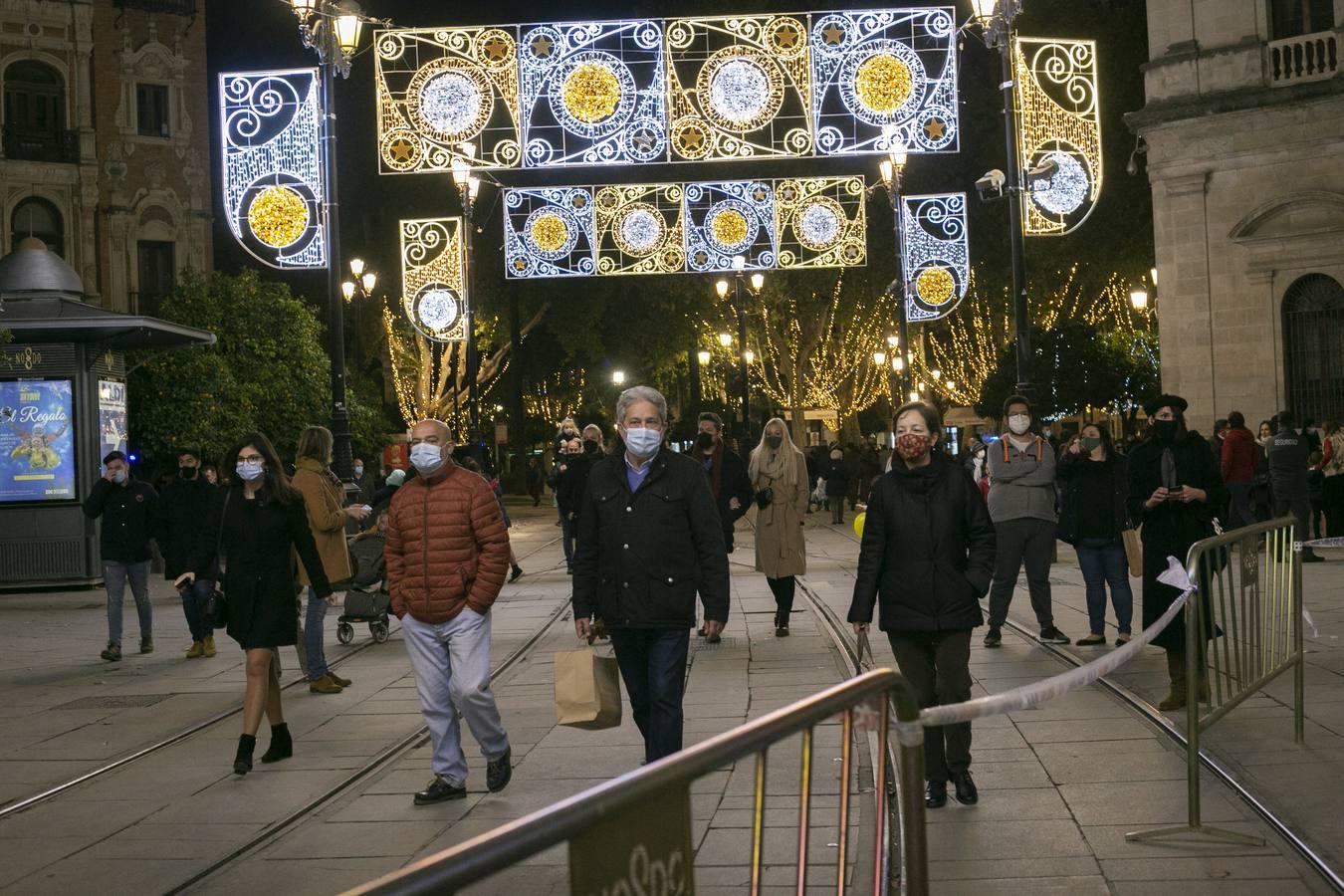 En imágenes, Sevilla enciende la Navidad