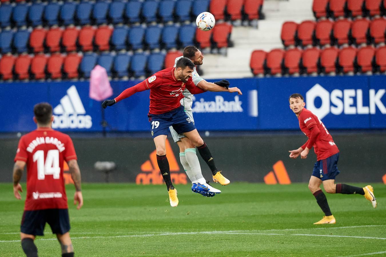 Las mejores imágenes del encuentro entre el Osasuna y el Real Betis