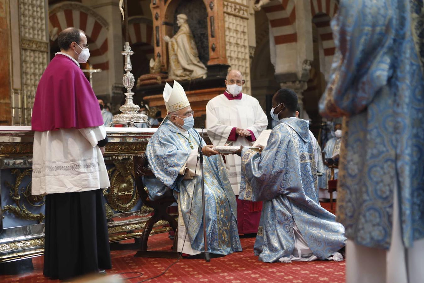 La ordenación de diáconos en Córdoba, en imágenes