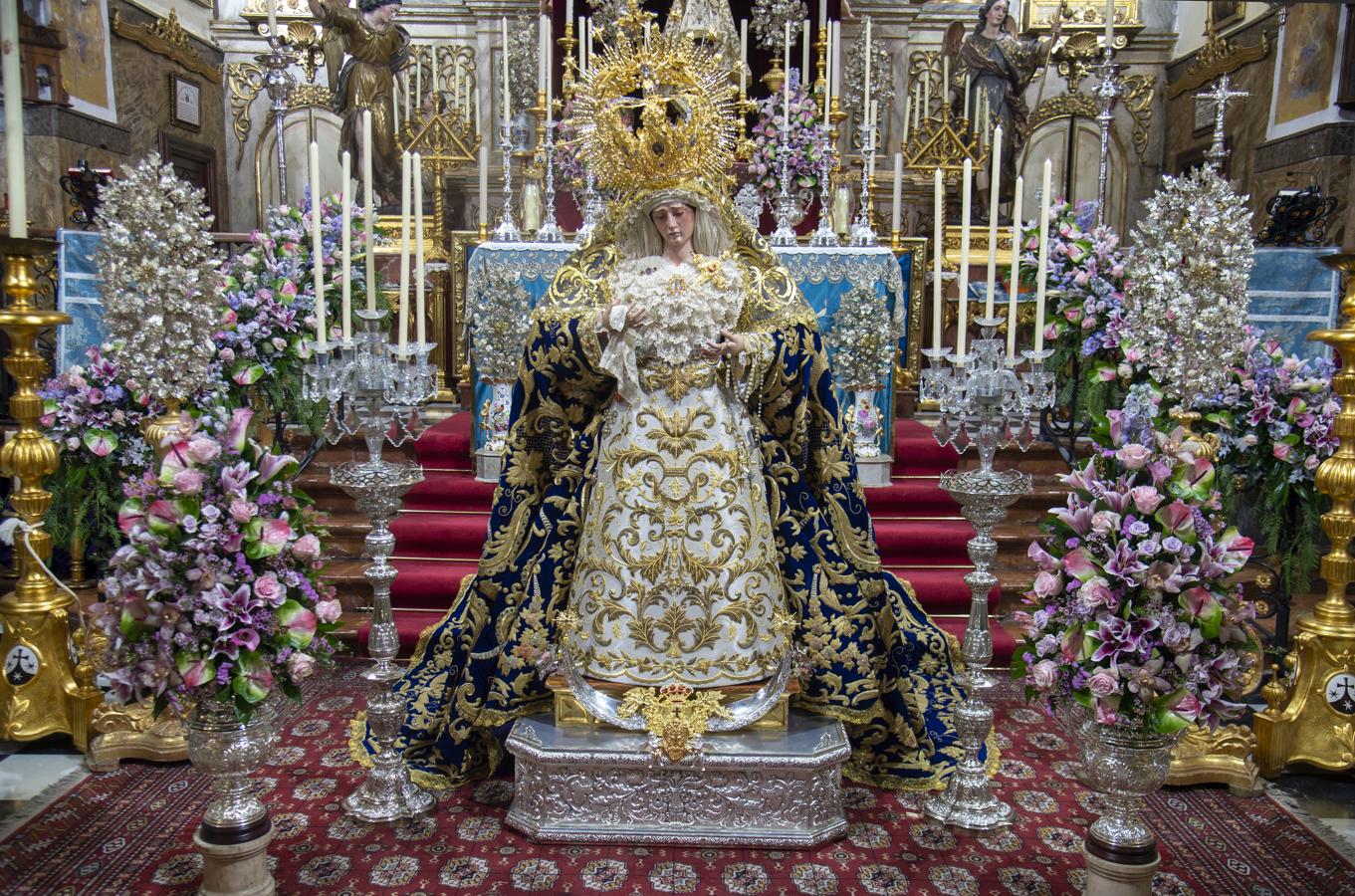 Veneración de la Virgen de la Salud del Santo Ángel