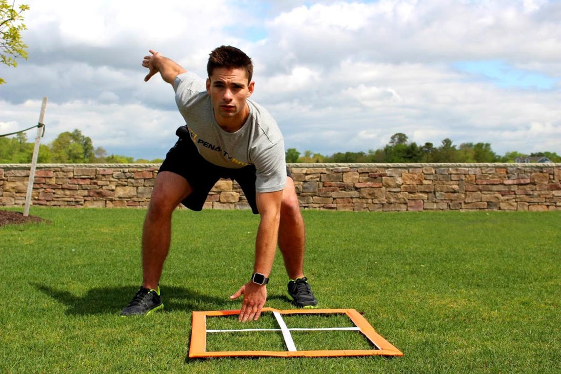 Para hacer ejercicio. Con él conseguiremos una adaptación aeróbica, trabajando la intensidad moderada ( HIIT) y el metabolismo será mayor, para adelgazar o definir nuestro cuerpo. Uso la palabra definir porque a los entrenadores no nos gusta la palabra tonificar. Conoce más del Penalty Box <a href="https://www.abc.es/bienestar/fitness/abci-penalty-y-como-entrenar-este-sencillo-accesorio-202009200119_noticia.html" target="_blank">aquí</a>.