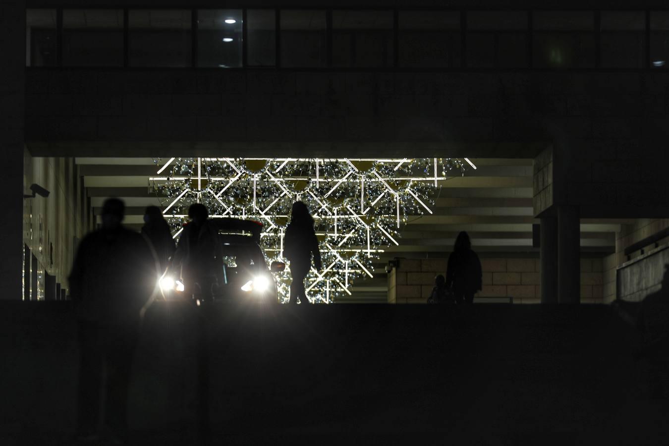 Las luces de Navidad llegan al hospital Reina Sofía de Córdoba