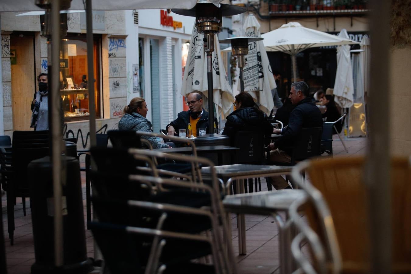 En imágenes, el ambiente en las calles de Córdoba primer día de desescalada navideña