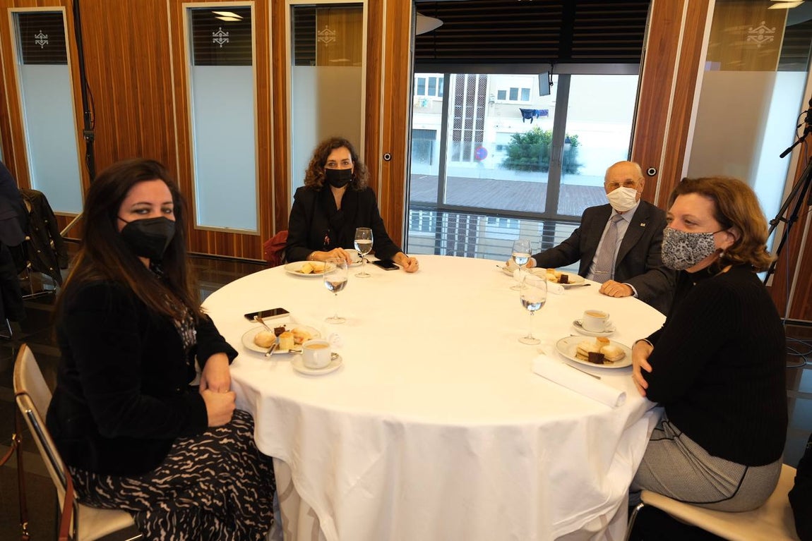 Ambiente en la Mirada Económica de ABC y La Voz