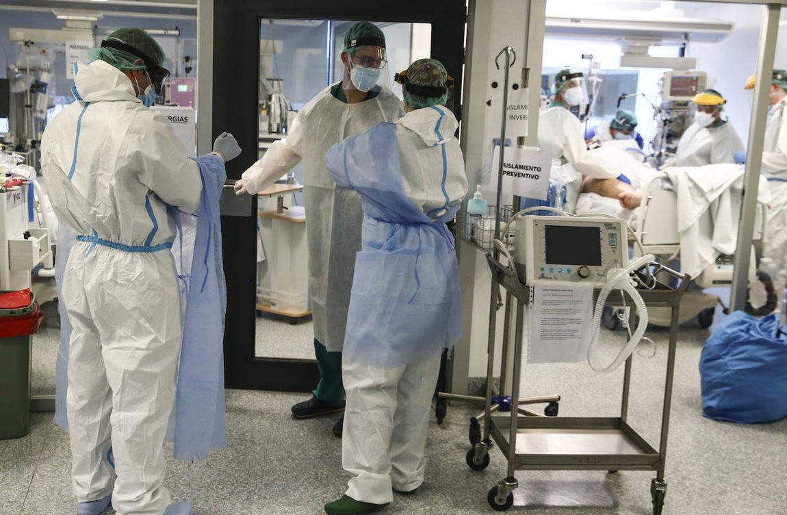 Actualmente hay 1.272 enfermeros que siguen este programa de formación. 