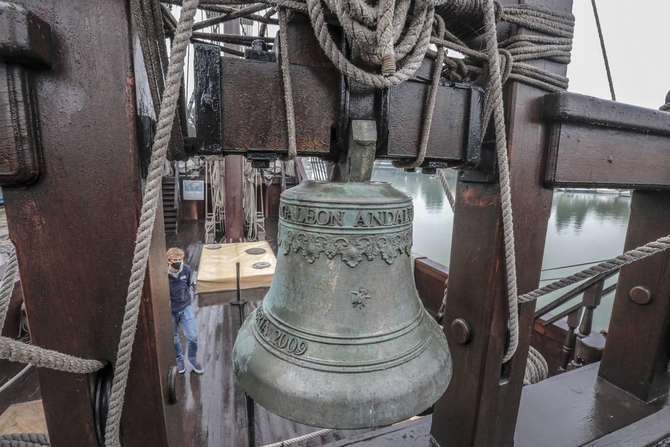 En imágenes, el galeón Andalucía llega a Sevilla