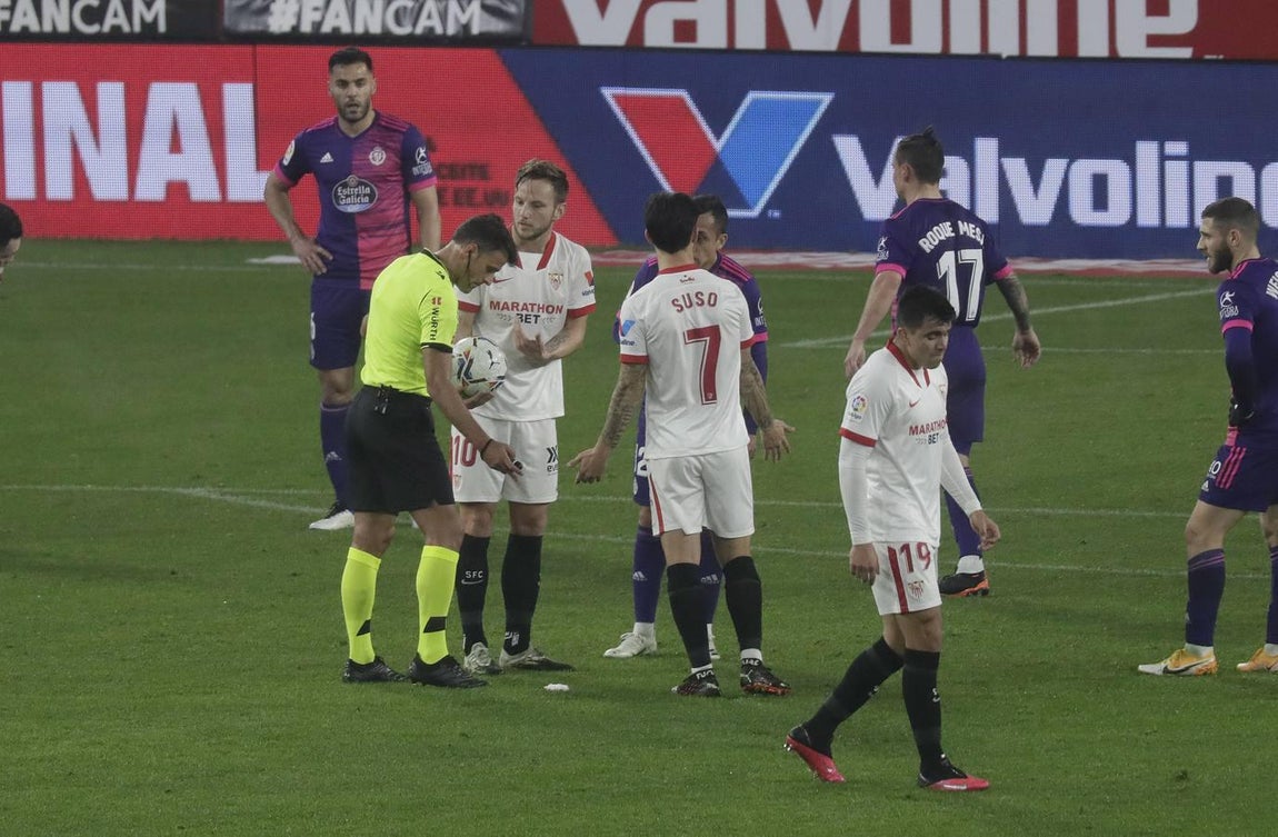 En imágenes, el partido entre el Sevilla F.C. y el Valladolid