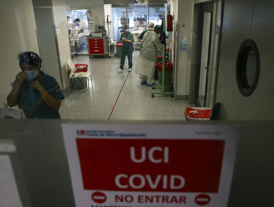 El Covid-19 ha puesto de manifiesto la necesidad de que haya una especialidad en cuidados críticos. 