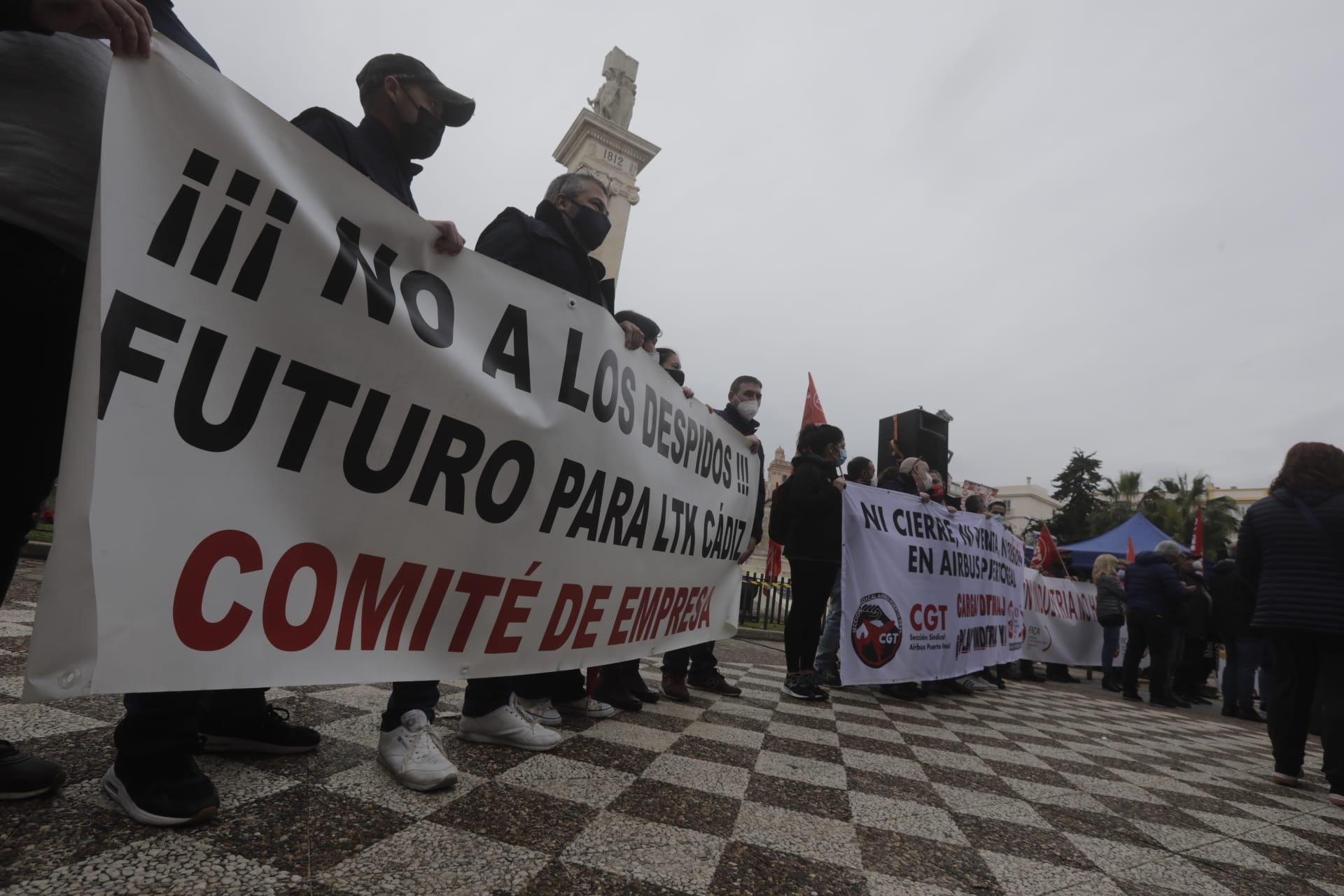 Concentración a favor de la industria en la Bahía de Cádiz