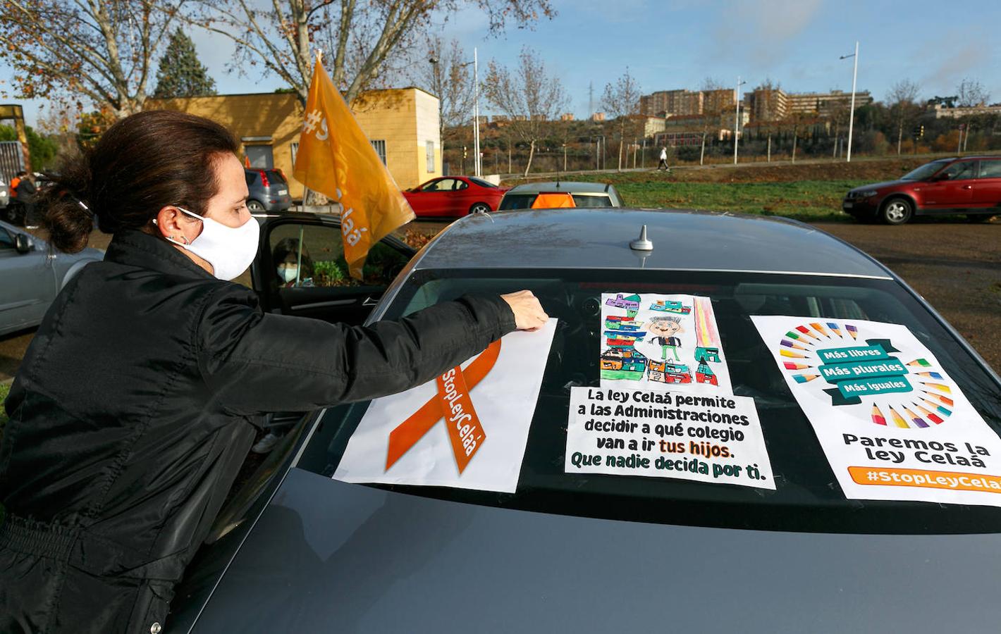 La protesta en Toledo contra la «ley Celaá», en imágenes