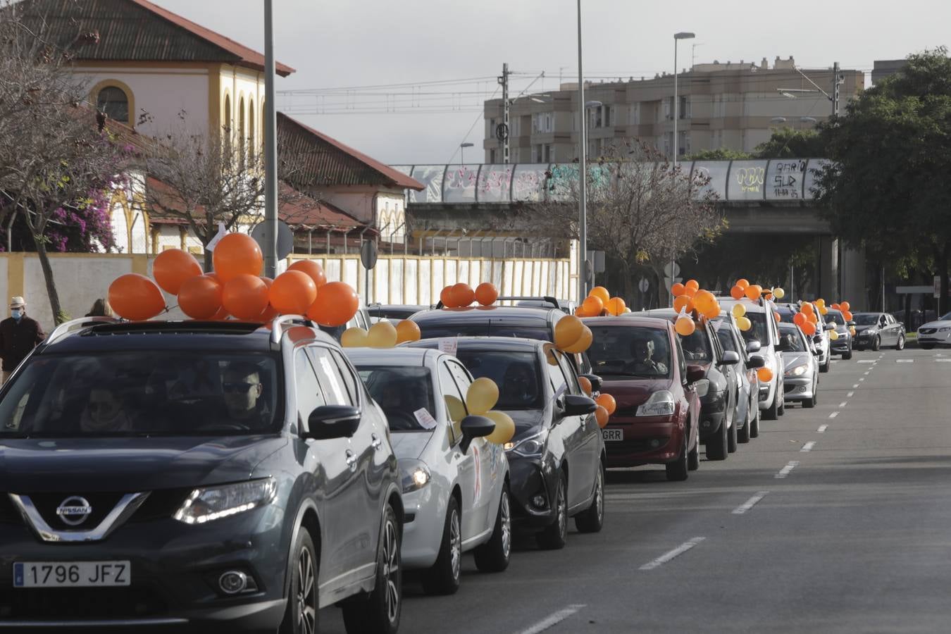 Caravana de coches contra la Ley Celaá en Jerez