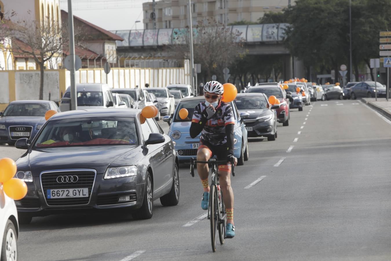 Caravana de coches contra la Ley Celaá en Jerez