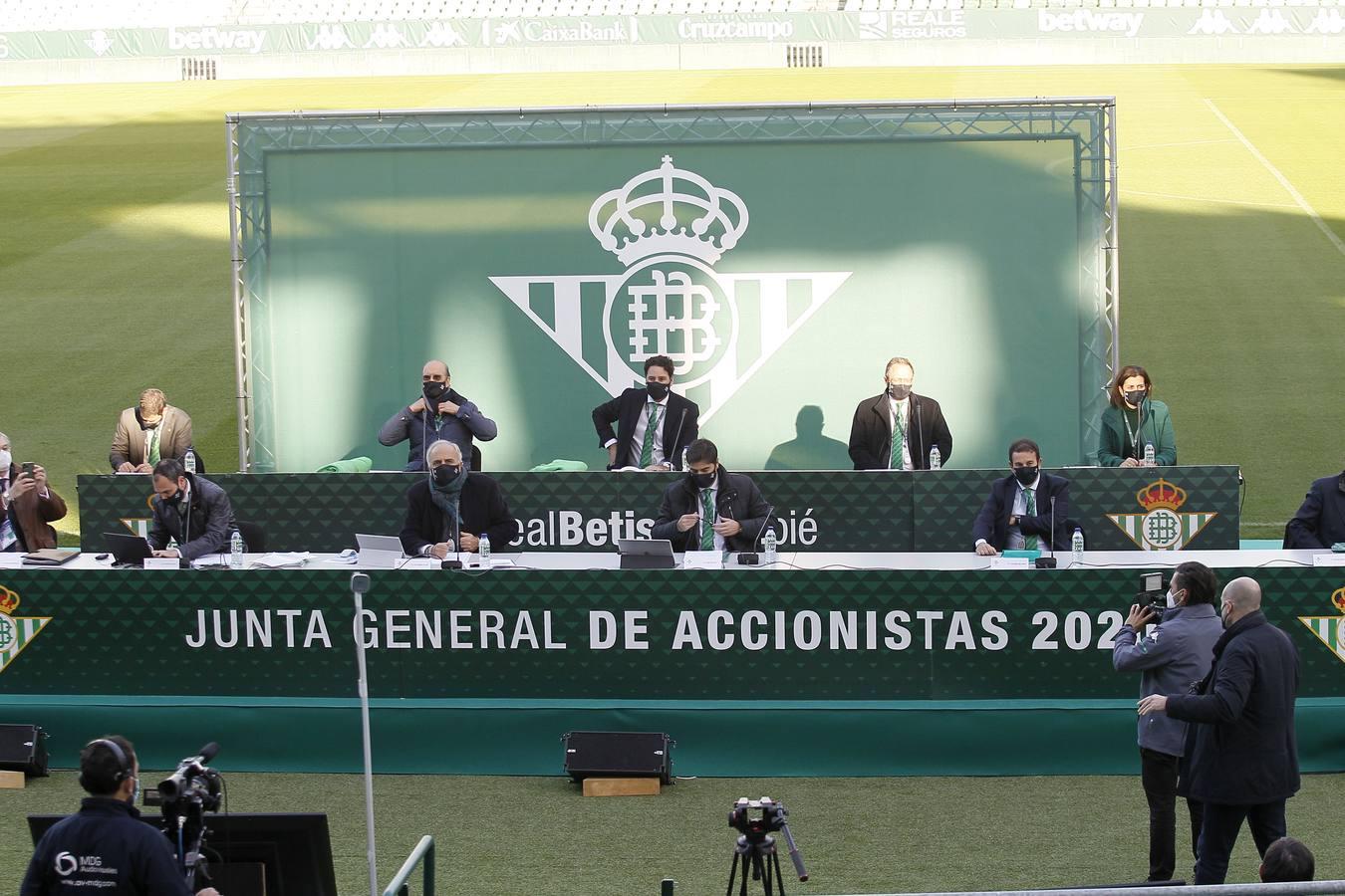 La junta general de accionistas del Betis 2020, en imágenes