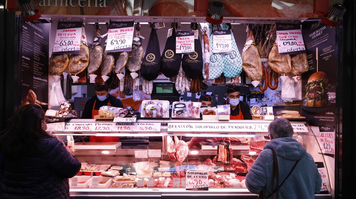 En imágenes, las compras de Navidad en los mercados de Córdoba