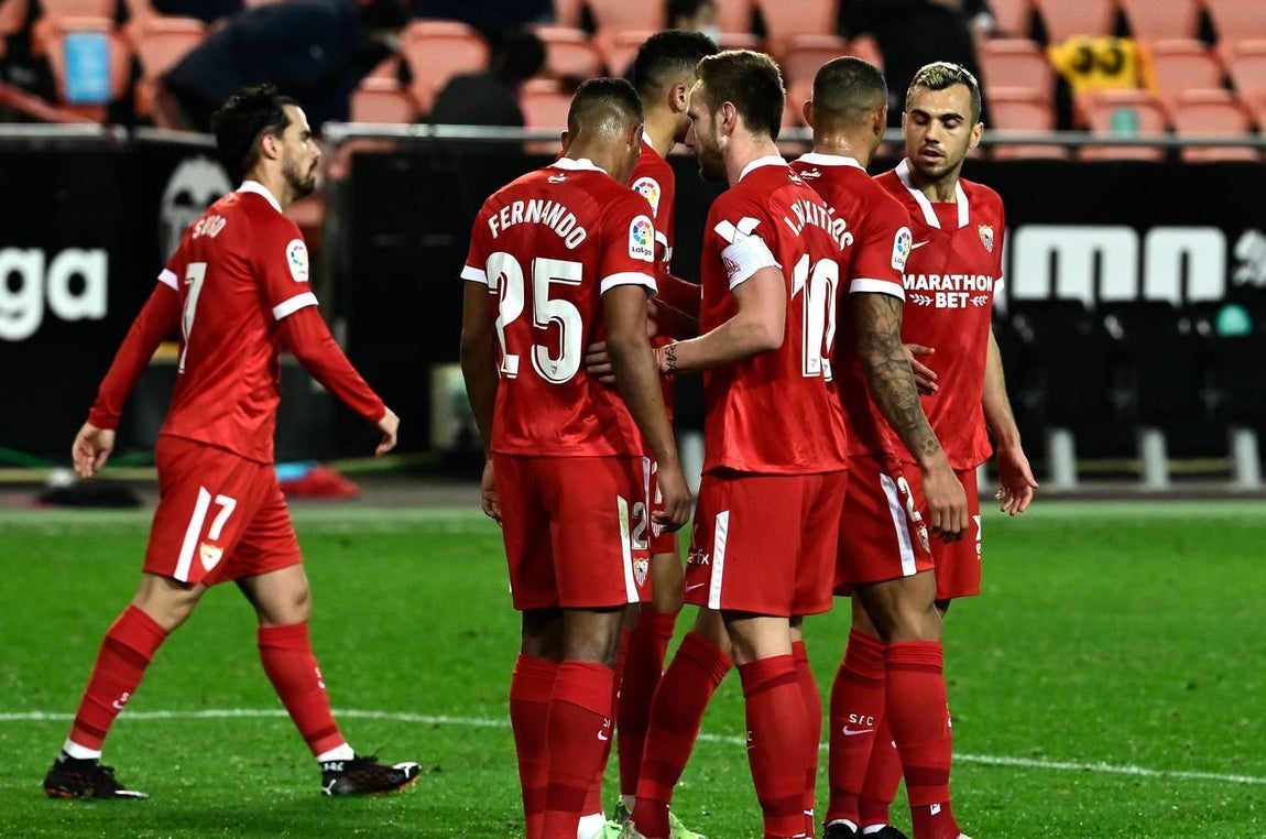Las mejores imágenes del encuentro entre Valencia y Sevilla F.C.
