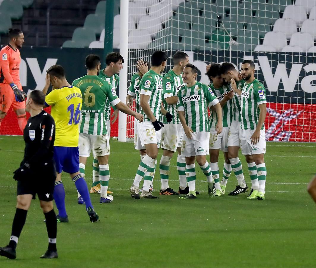 Las mejores imágenes del encuentro entre el Betis y el Cádiz C.F.