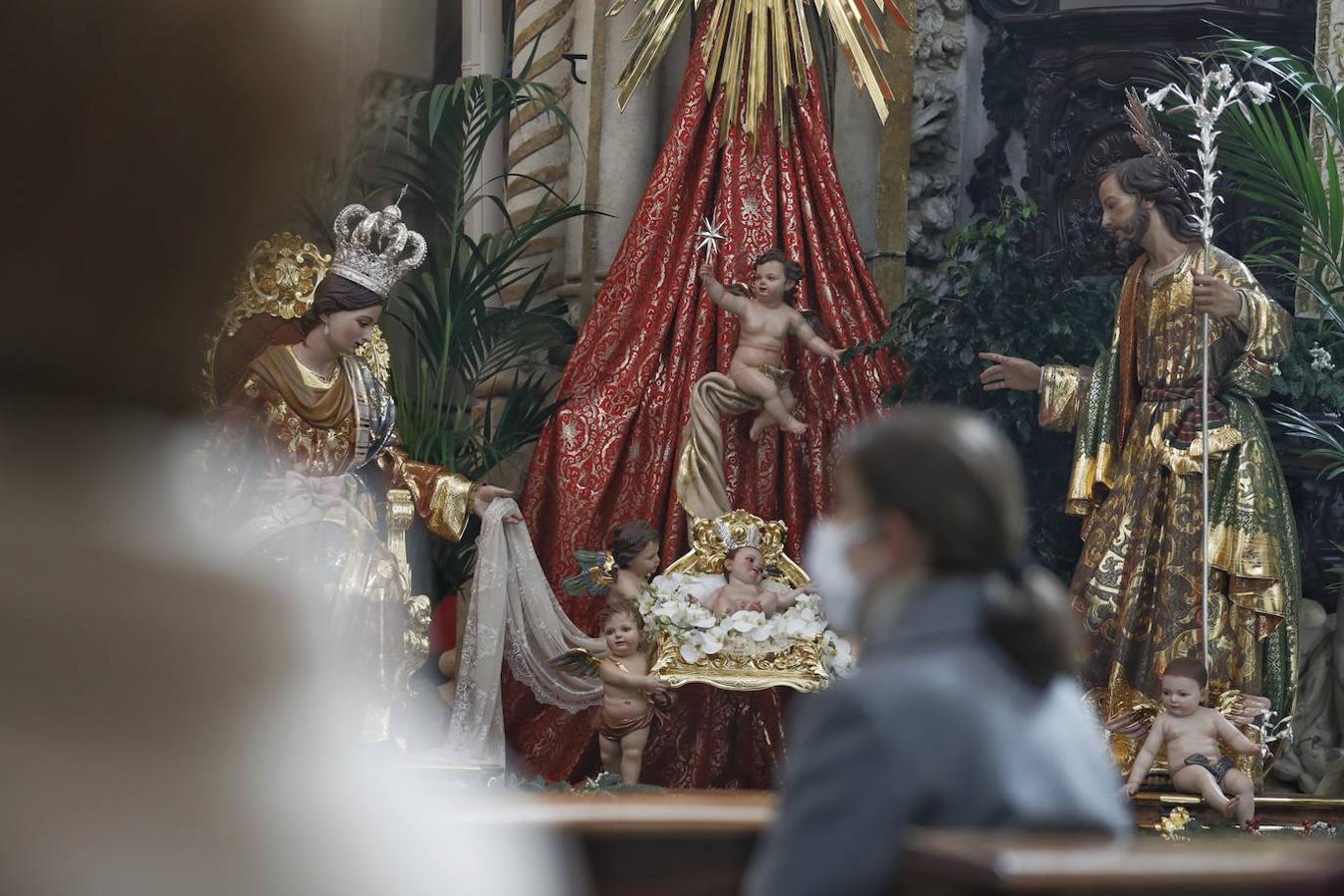 La Misa de Navidad en la Santa Catedral de Córdoba, en imágenes