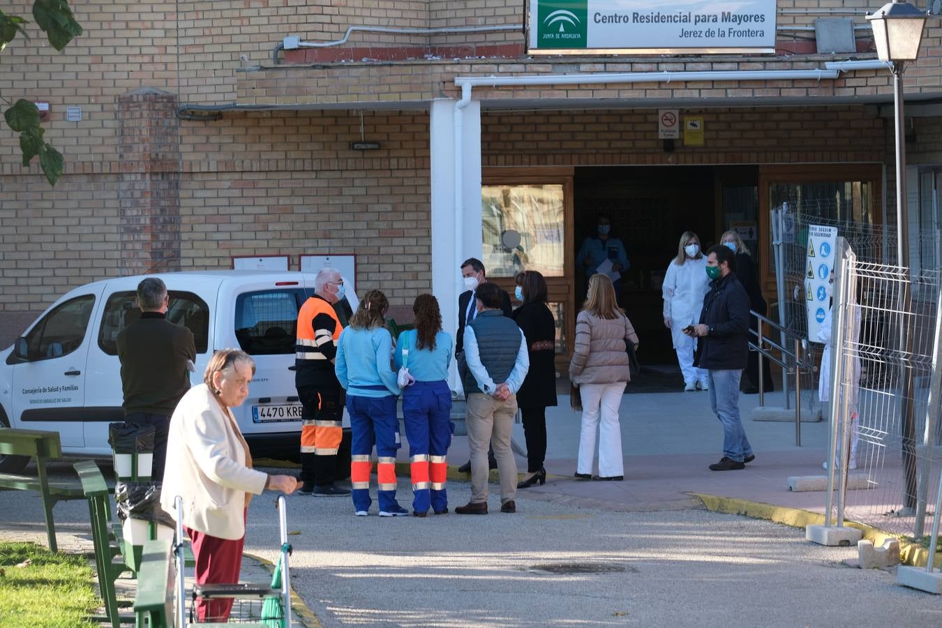 FOTOS: Las vacunas contra el Covid-19 se recogen en la provincia de Cádiz