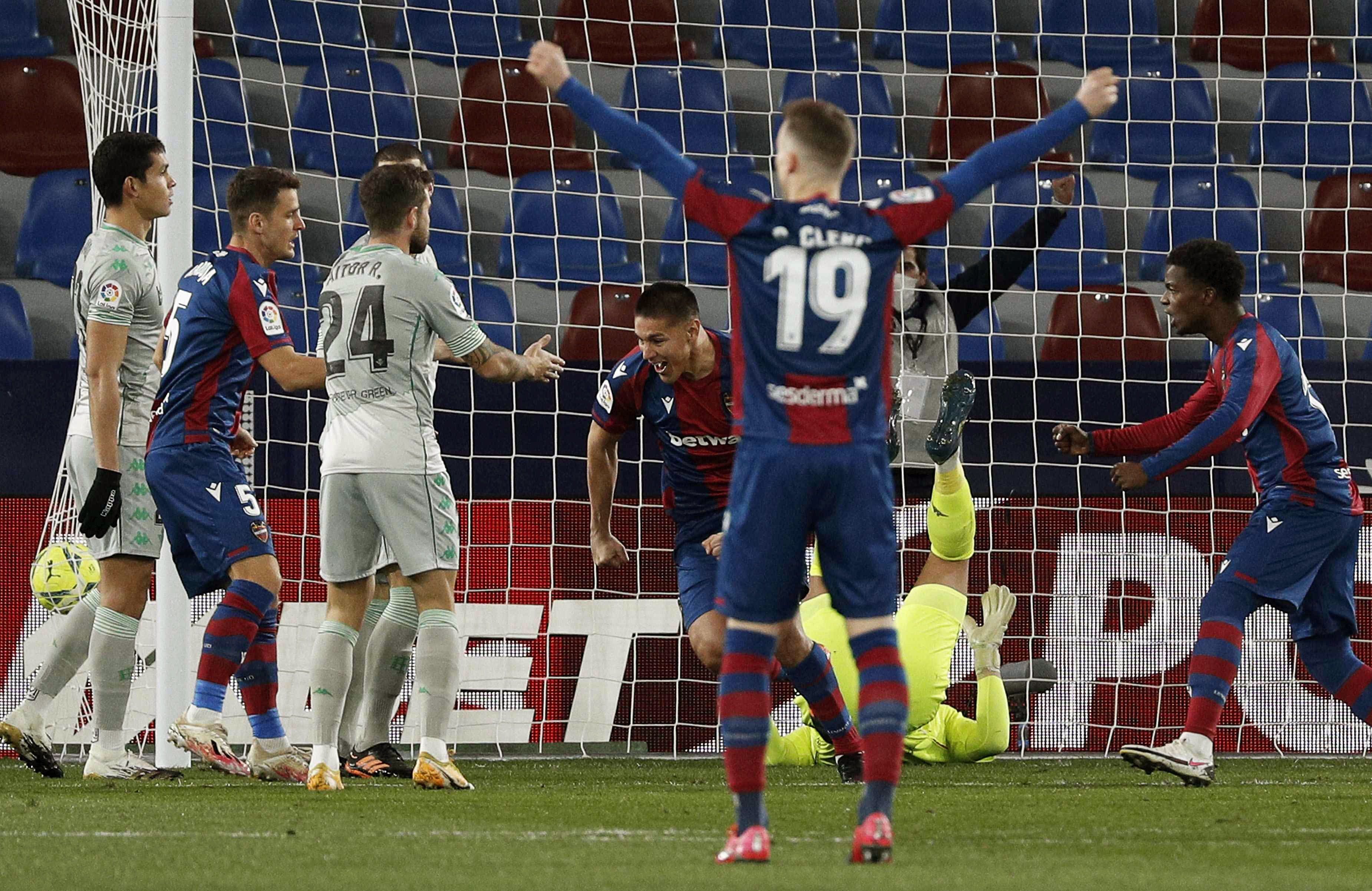 Fotogalería: Las mejores imágenes del Levante-Betis