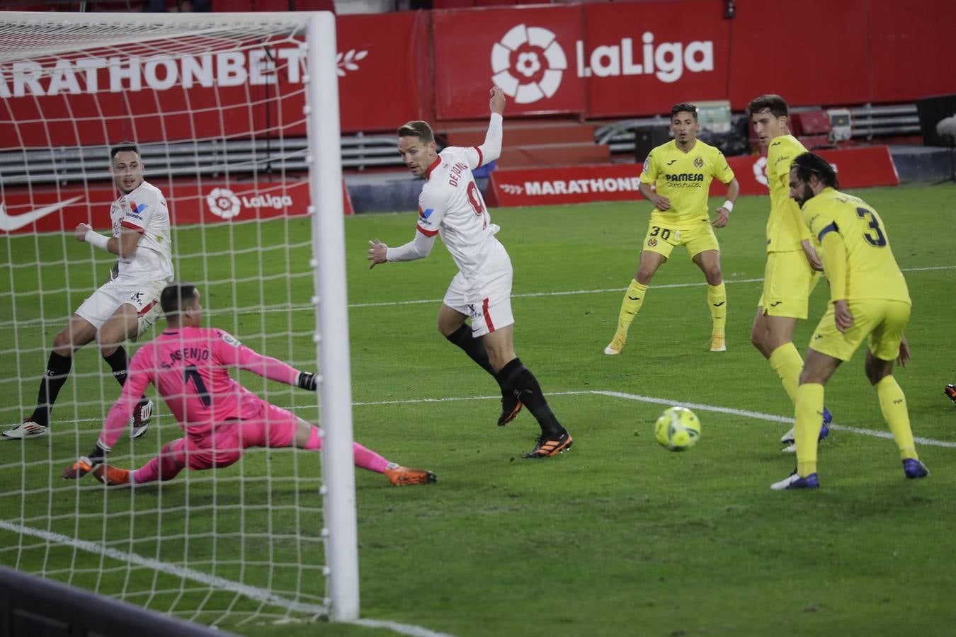 Partido entre el Sevilla y el Villarreal de la 16ª jornada de LaLiga Santander