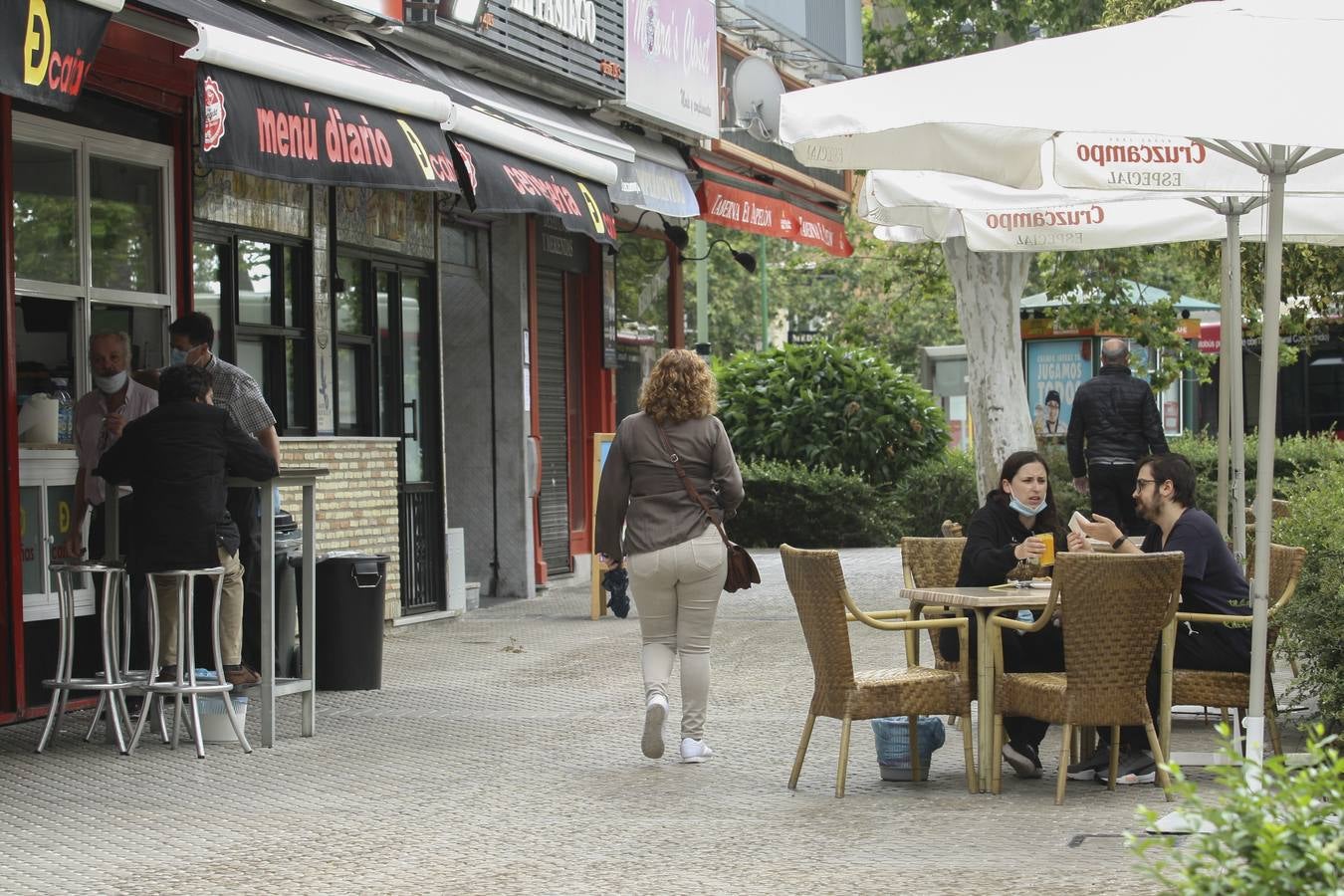 Levantamiento de restricciones durante el confinamiento en el primer estado de alarma en Sevilla