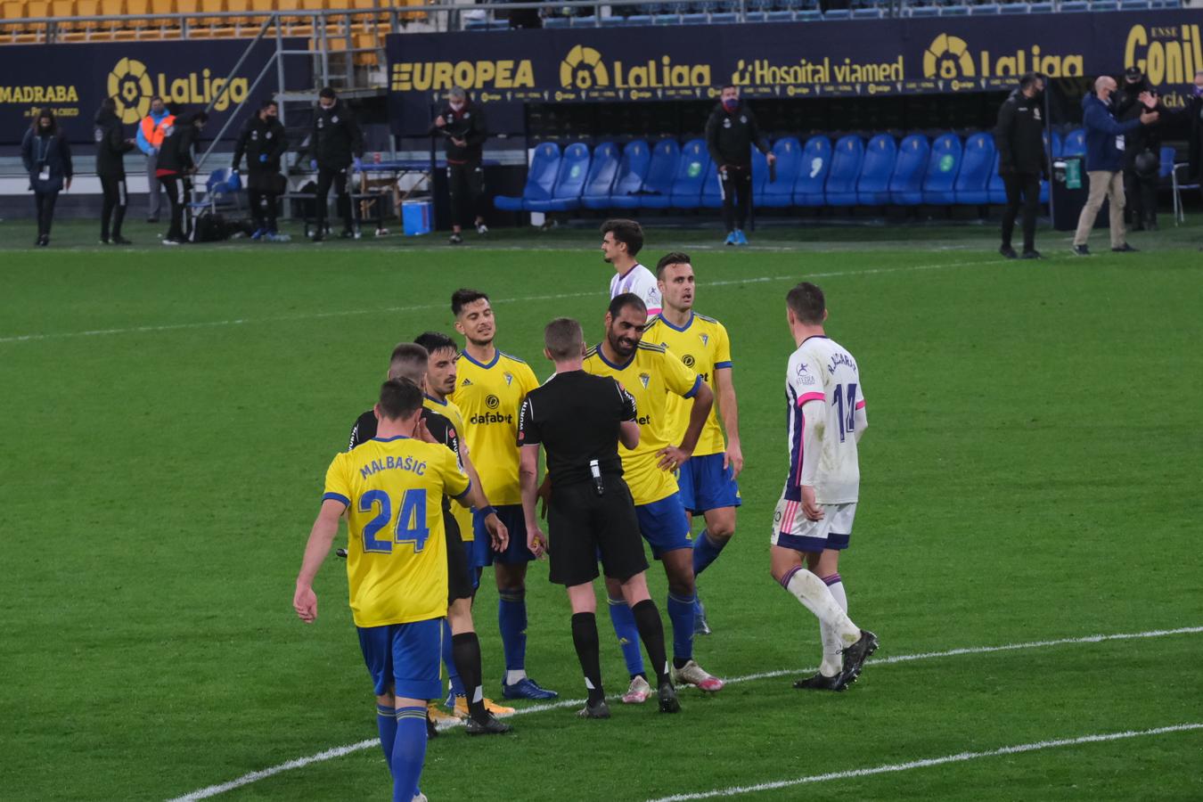 FOTOS: Las imágenes del Cádiz - Valladolid