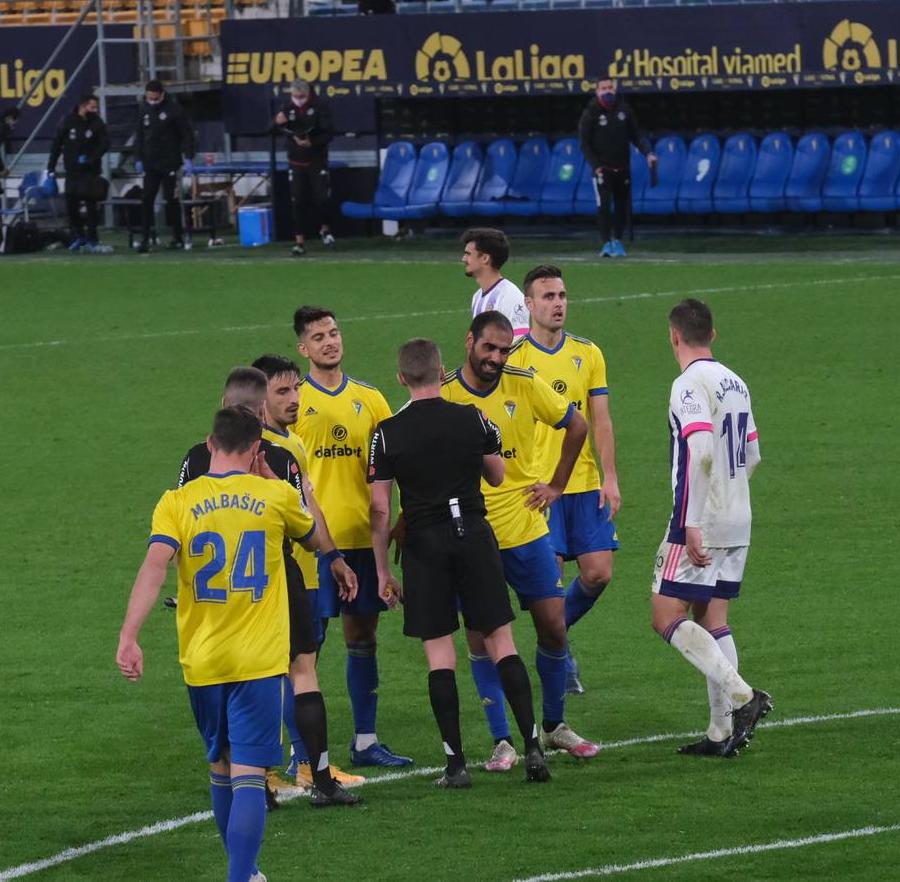 Cádiz - Valladolid (0-0), en imágenes