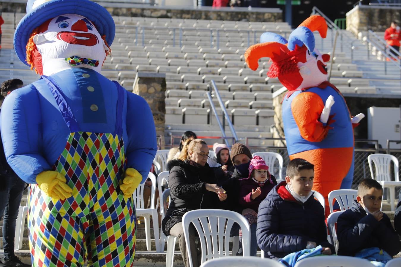 La Fiesta Infantil Fin de Año del Teatro de la Axerquía, en imágenes