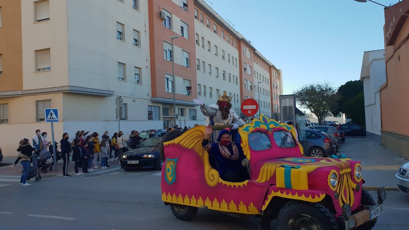 FOTOS Los Reyes Magos recorren las calles de Chiclana en 2021