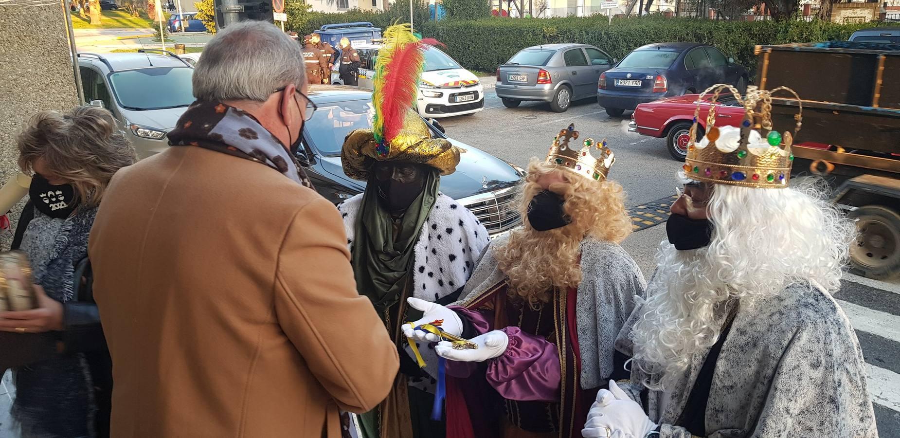 Sus Majestades de Oriente recogen las llaves de San Juan de Aznalfarache