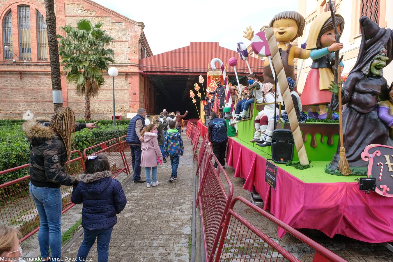 Fotos: La mágica mañana de los Reyes Magos en Cádiz