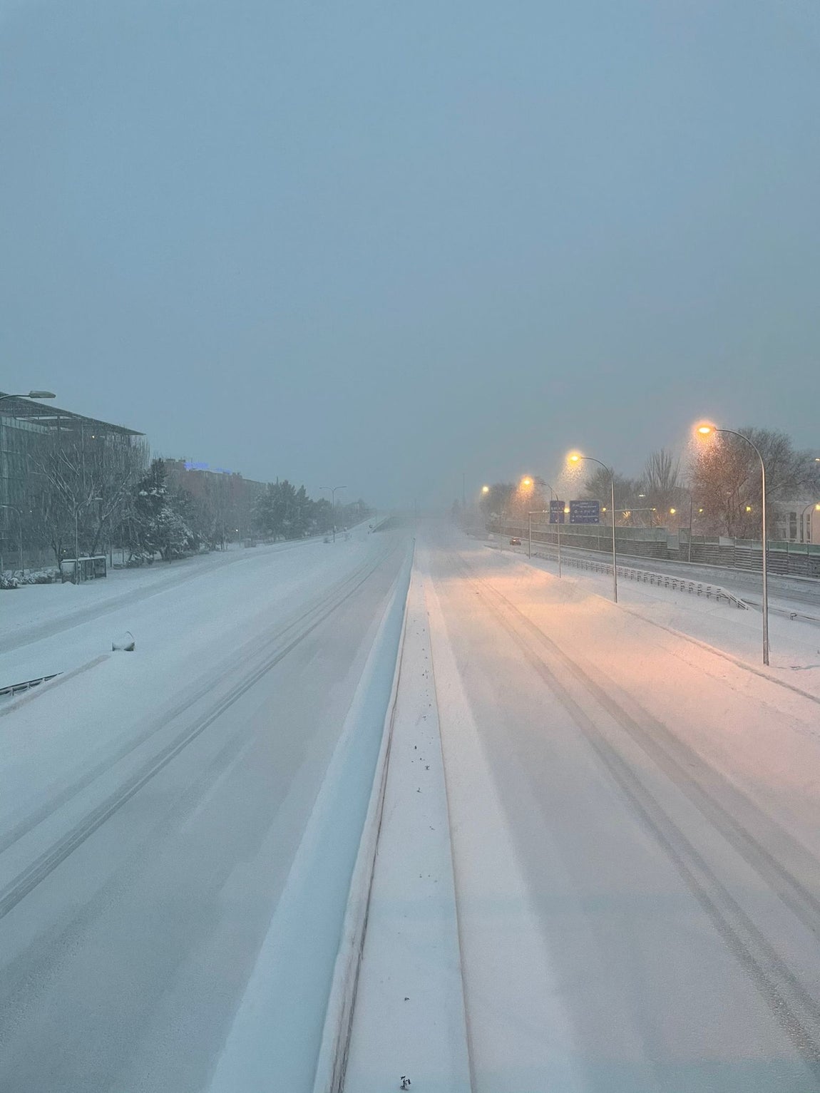 Imagen de la autopista A2 a su paso por Madrid esta misma mañana. 
