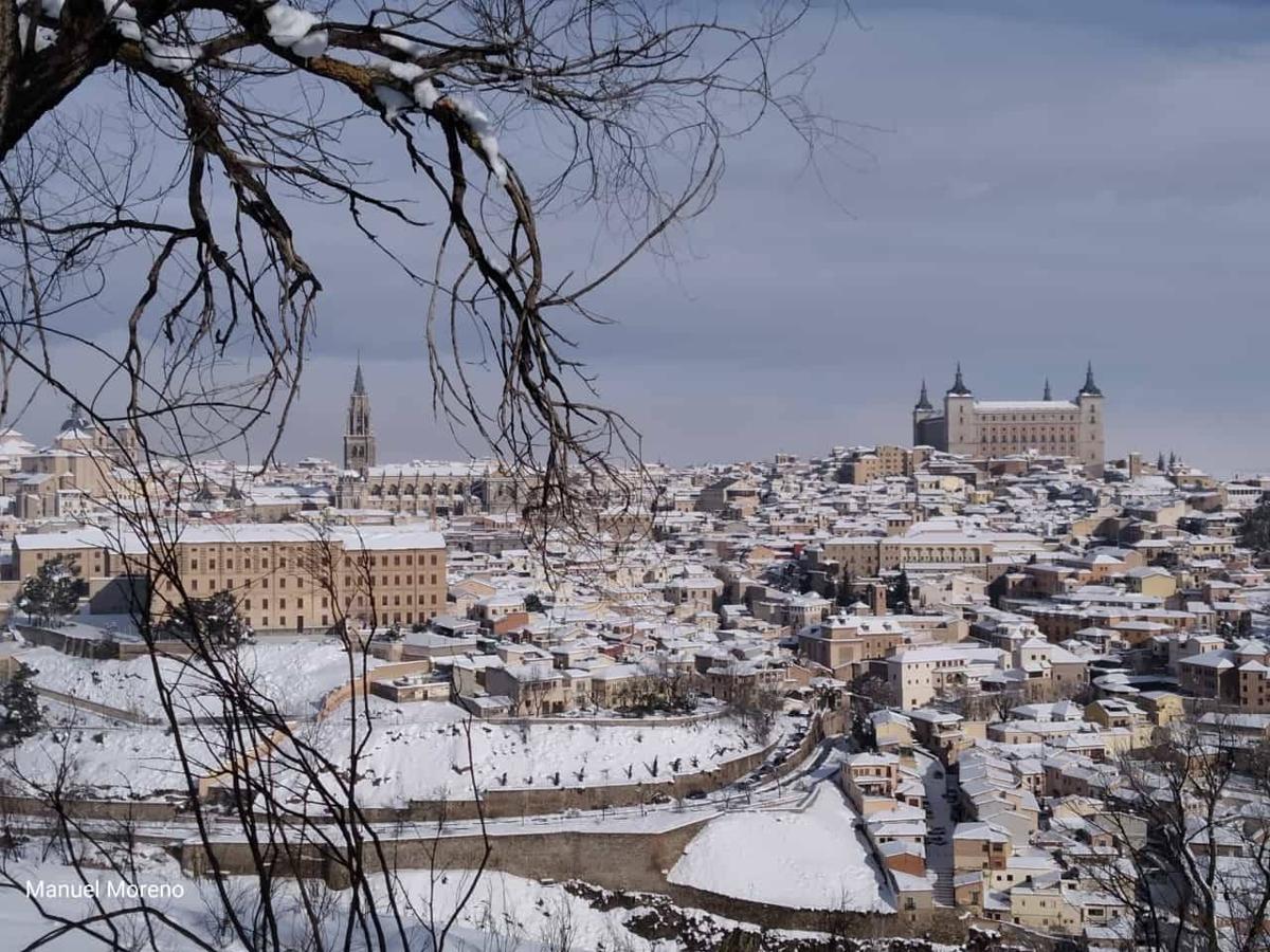 La belleza de Toledo nevado desde el Valle