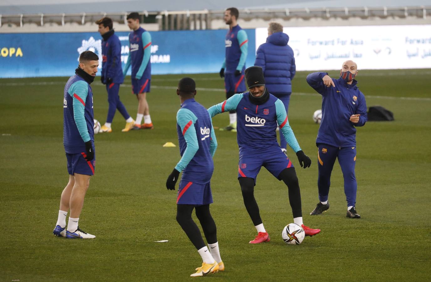 El entrenamiento del Barcelona en El Arcángel en Córdoba, en imágenes