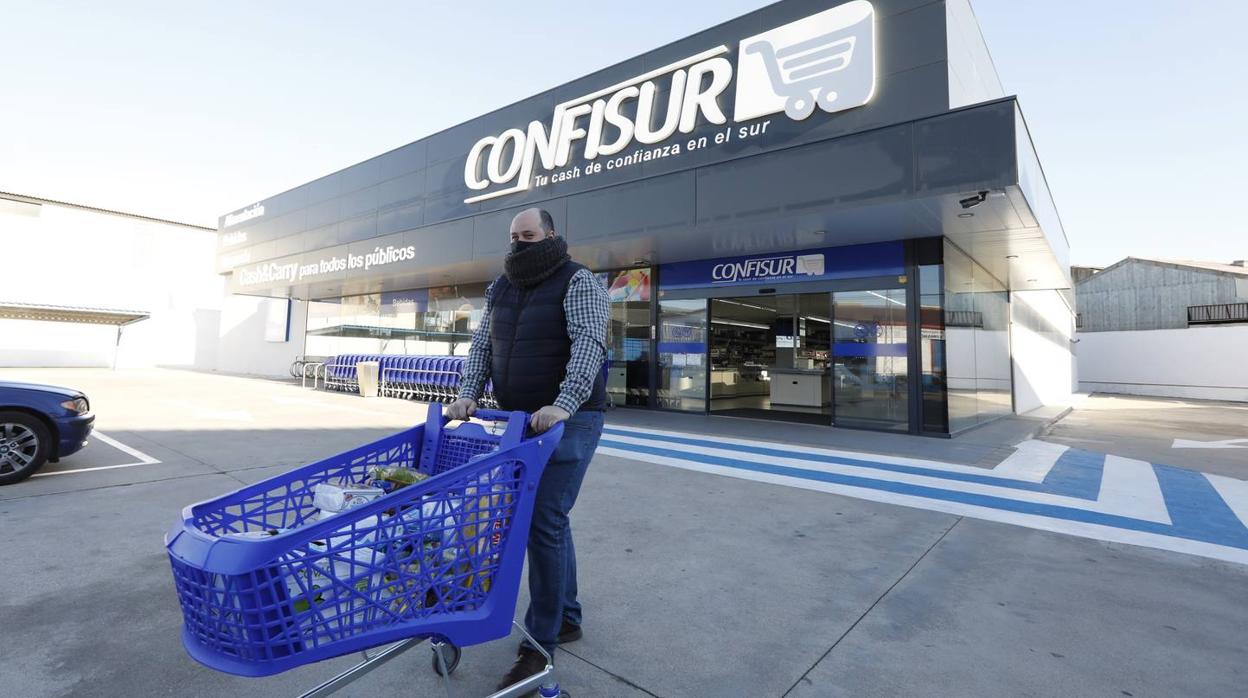 Confisur abre en Córdoba (Chinales) su tercer cash &amp;amp; carry, en imágenes