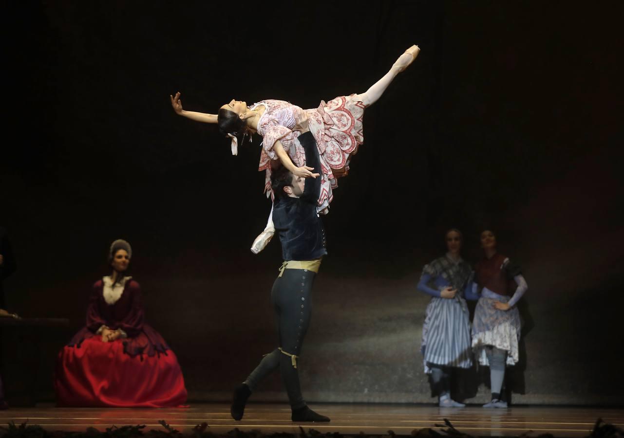 Una «Giselle» muy española en el Maestranza de Sevilla