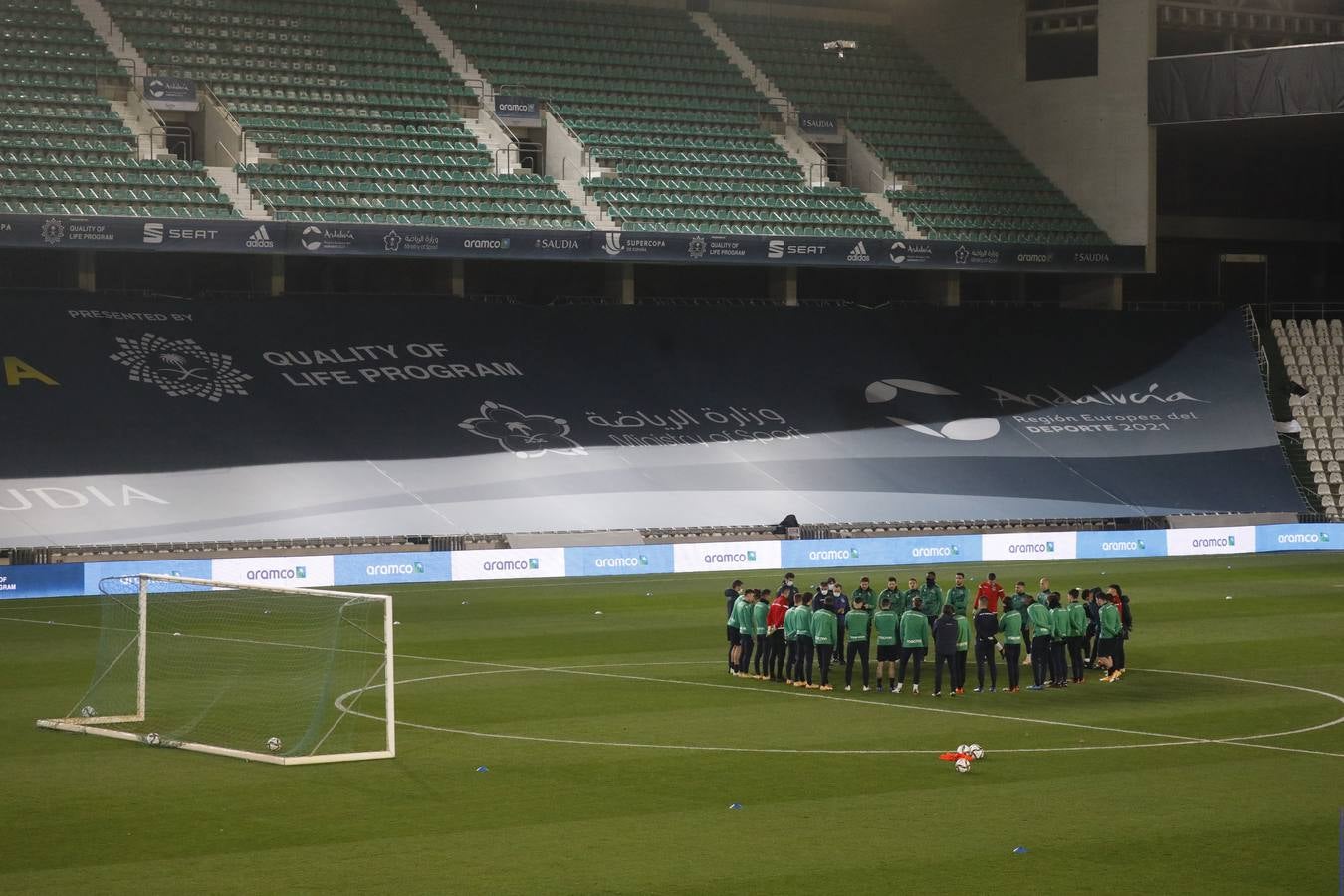 Las mejores imágenes del entreno de la Real Sociedad en Córdoba