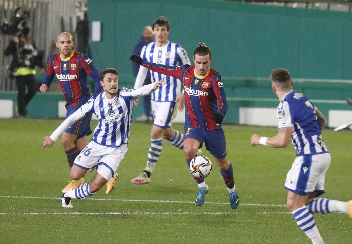 El Barcelona - Real de la Supercopa en El Arcángel de Córdoba, en imágenes