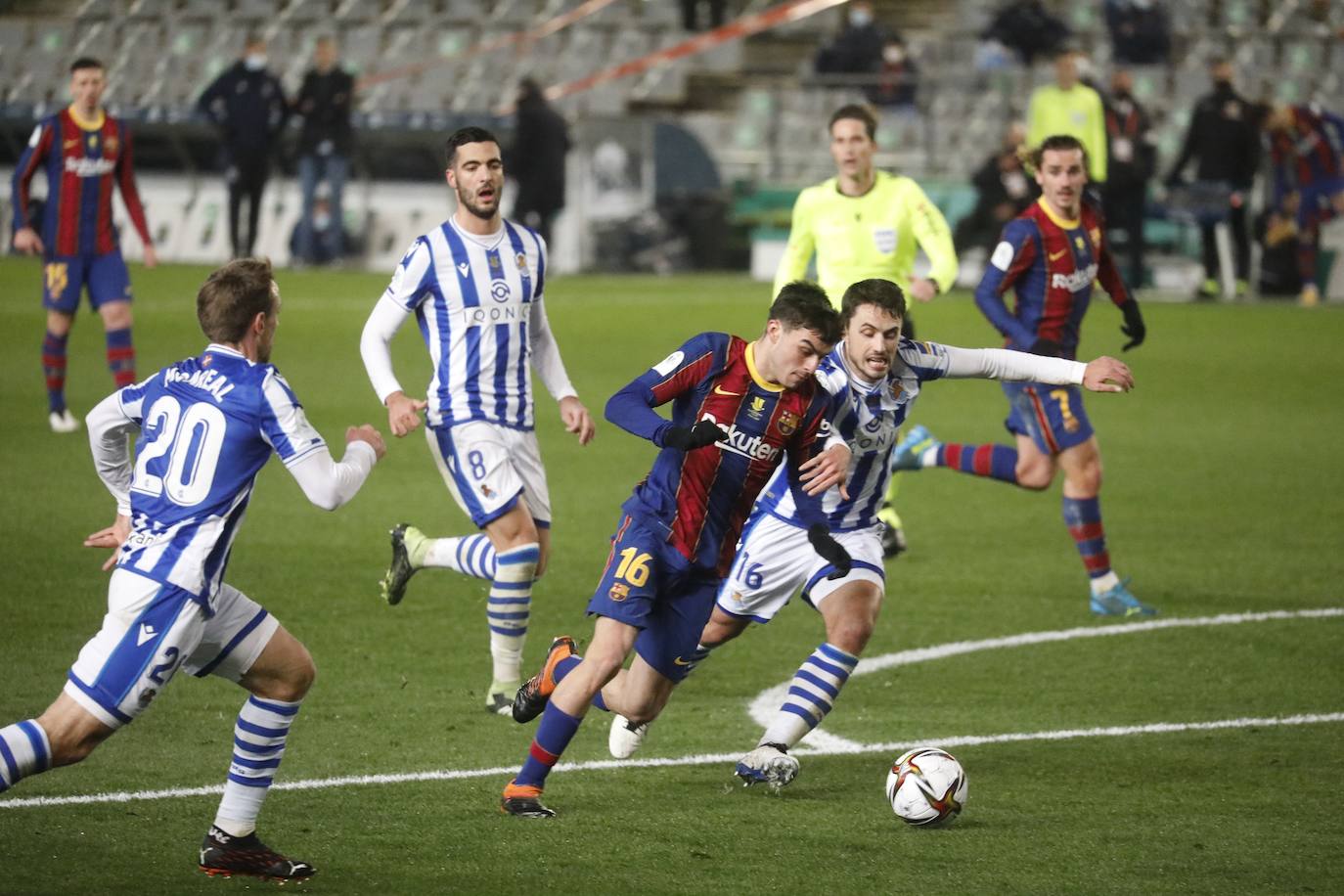 El Barcelona - Real de la Supercopa en El Arcángel de Córdoba, en imágenes