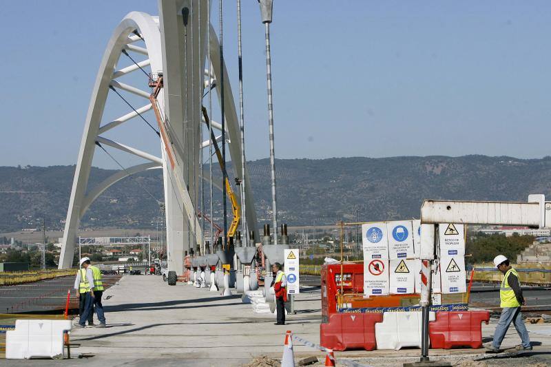 Una década del puente de Ibn Firnás de Córdoba, en imágenes