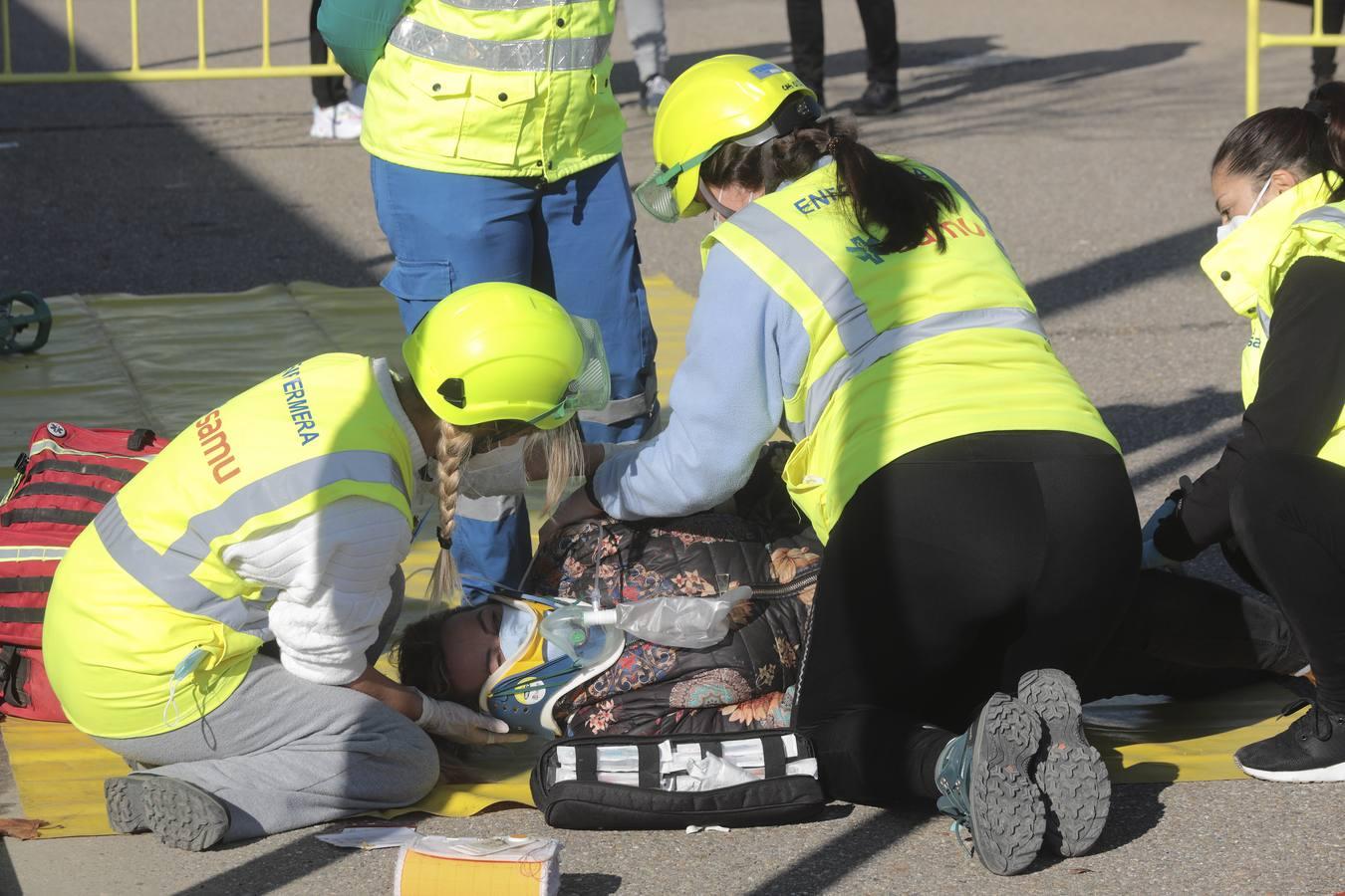 En imágenes, simulacro de actuación en la Escuela de Emergencias SAMU