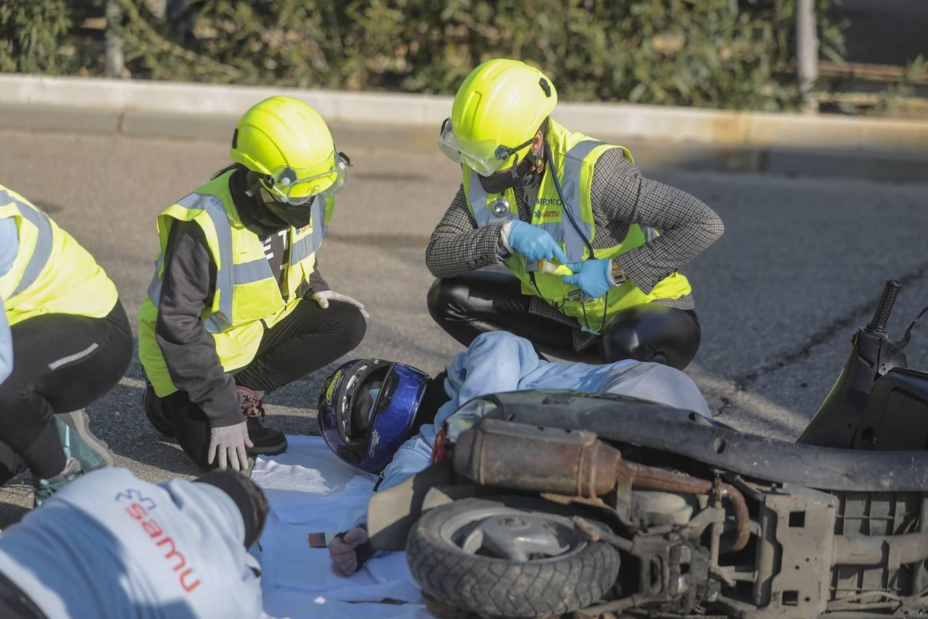 En imágenes, simulacro de actuación en la Escuela de Emergencias SAMU