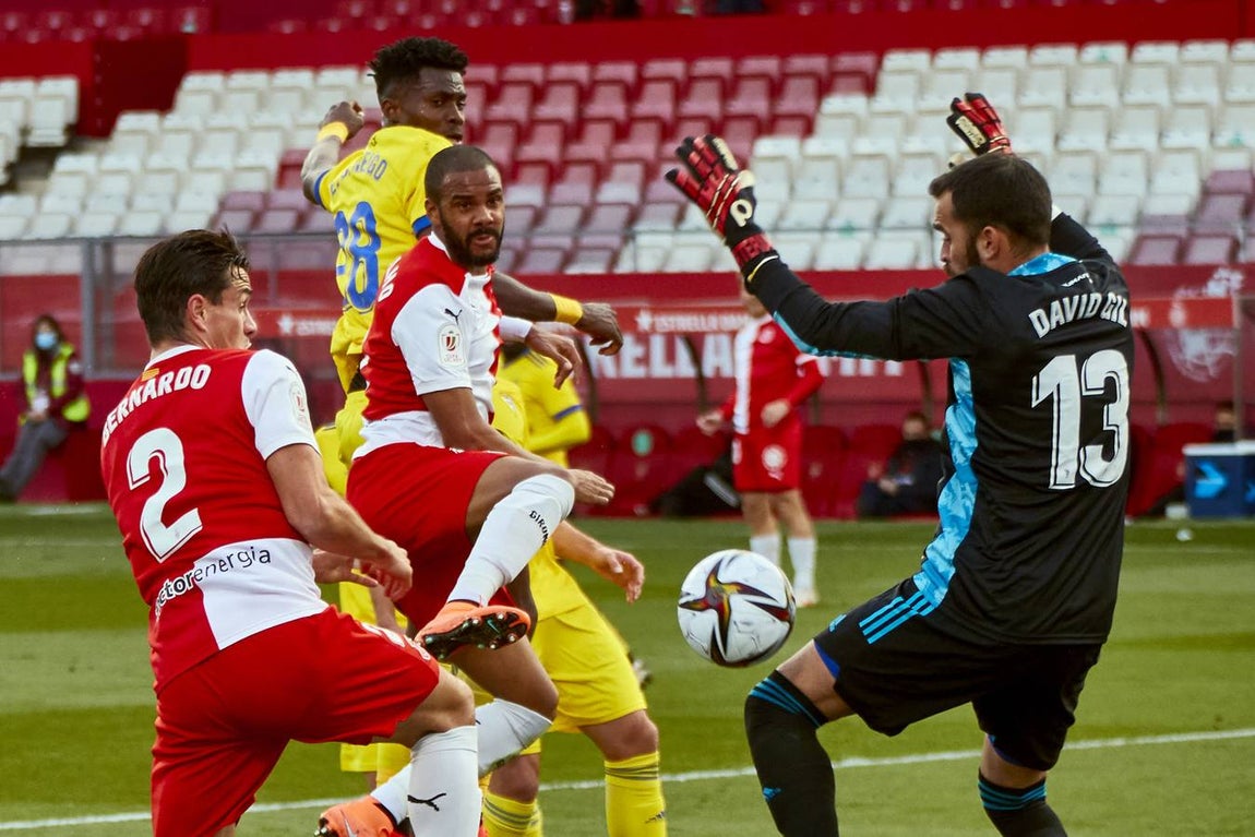 FOTOS: Las imágenes del Girona - Cádiz