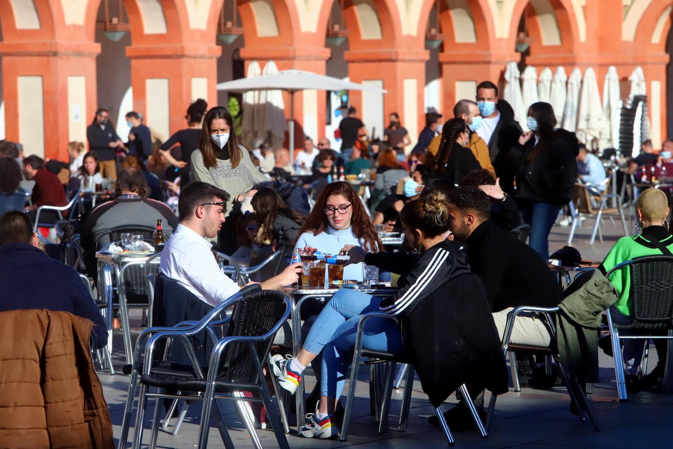 En imágenes, la primera jornada de nuevas restricciones en Córdoba, Pozoblanco y Lucena