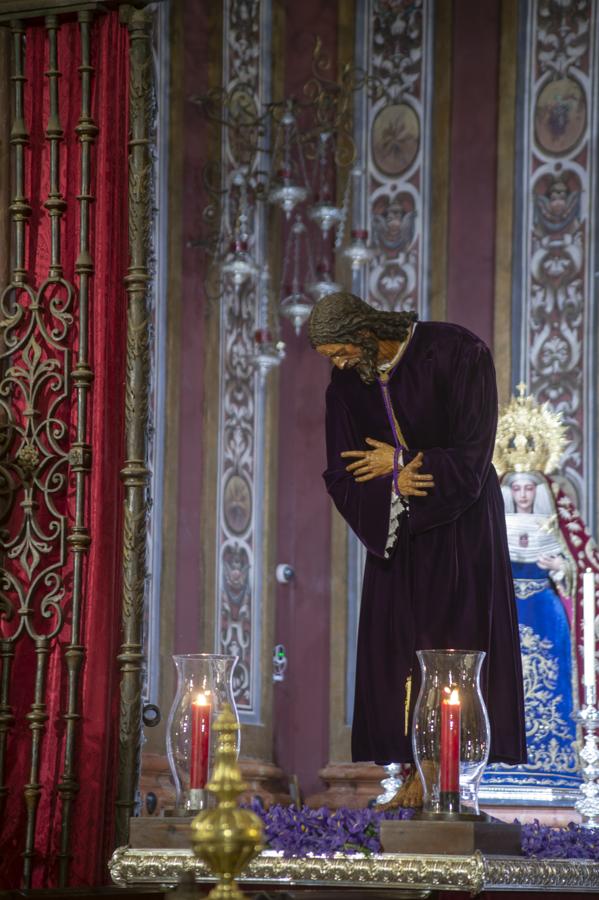 Subida del Señor de Pasión a su altar