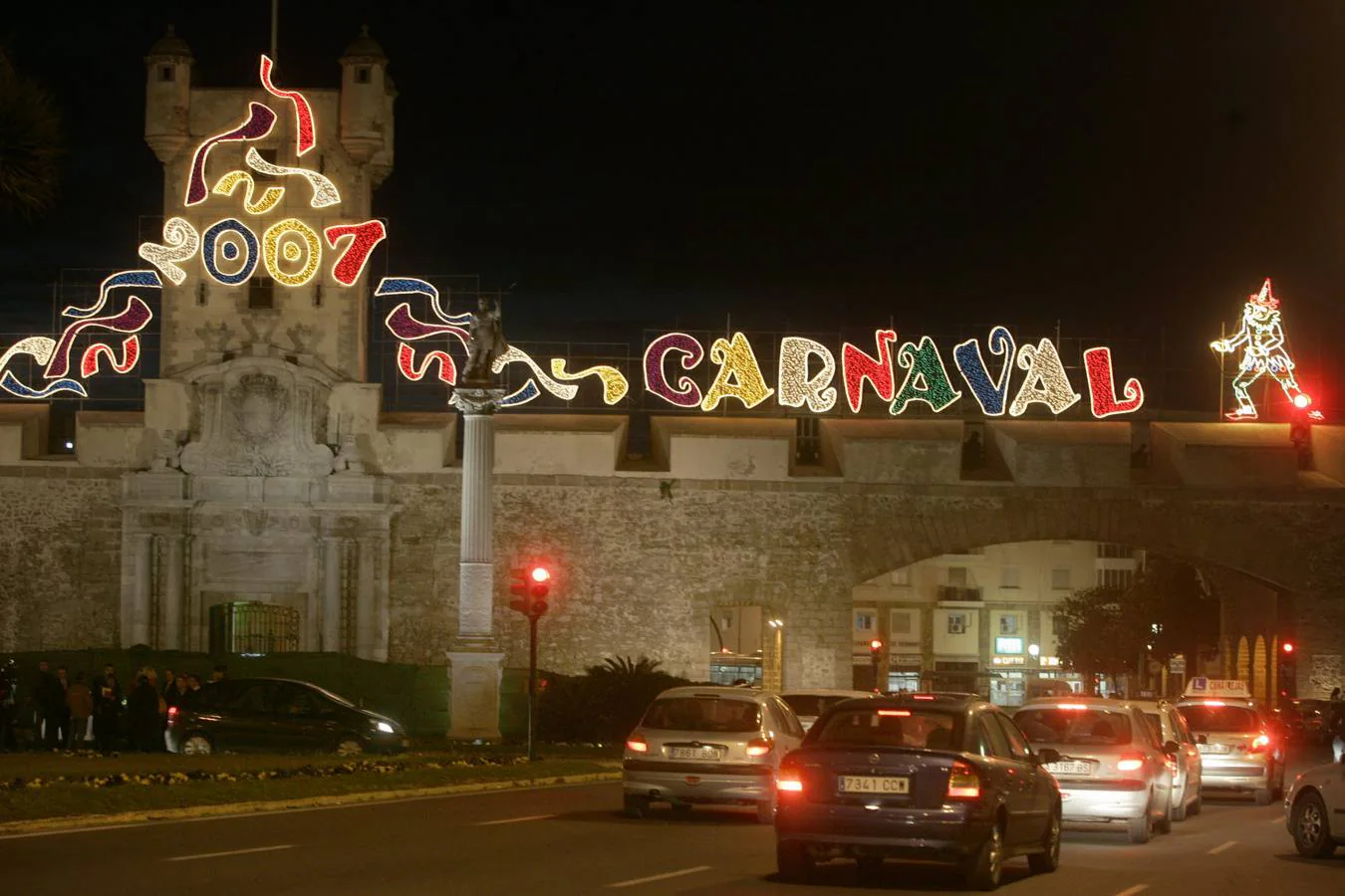 Las Puertas de Tierra, iluminadas para el Carnaval 2007