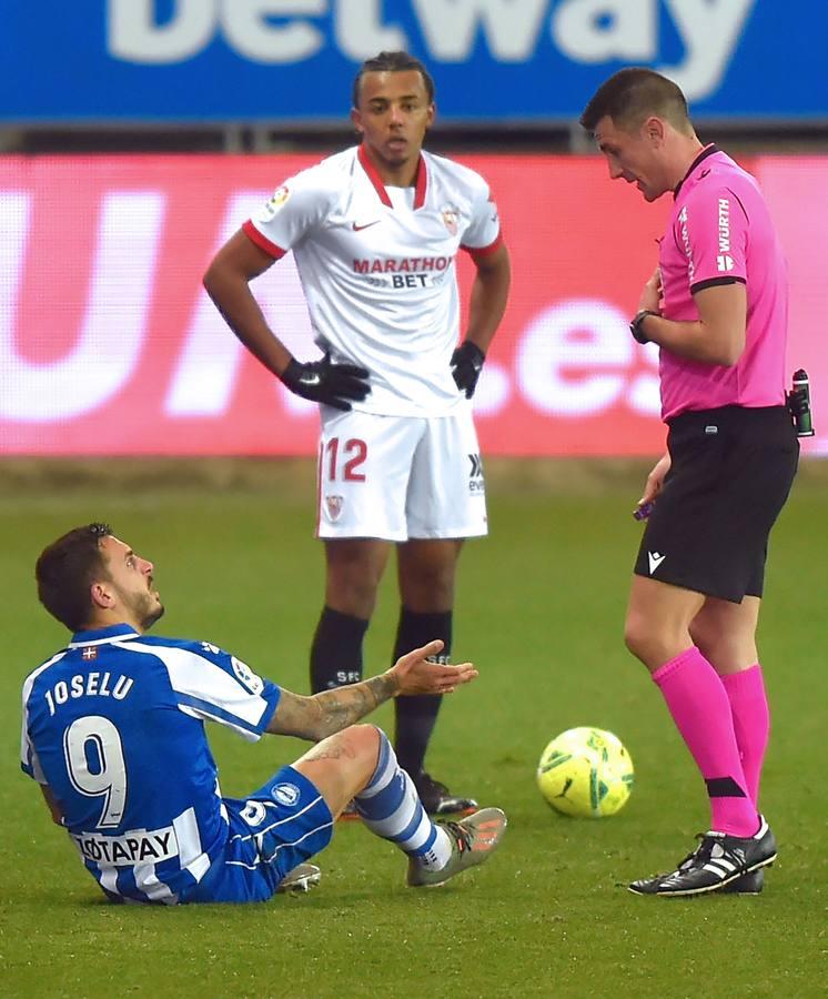 Las mejores imágenes del partido entre el Alavés y el Sevilla