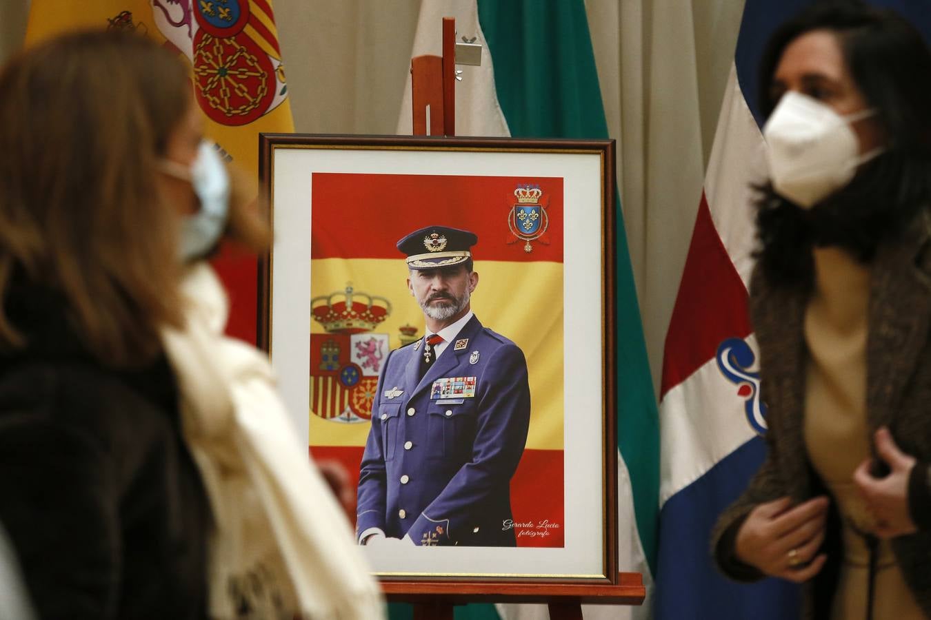 Fotogalería: La exposición fotográfica de Gerardo Lucio dedicada al Rey Felipe VI en Sevilla