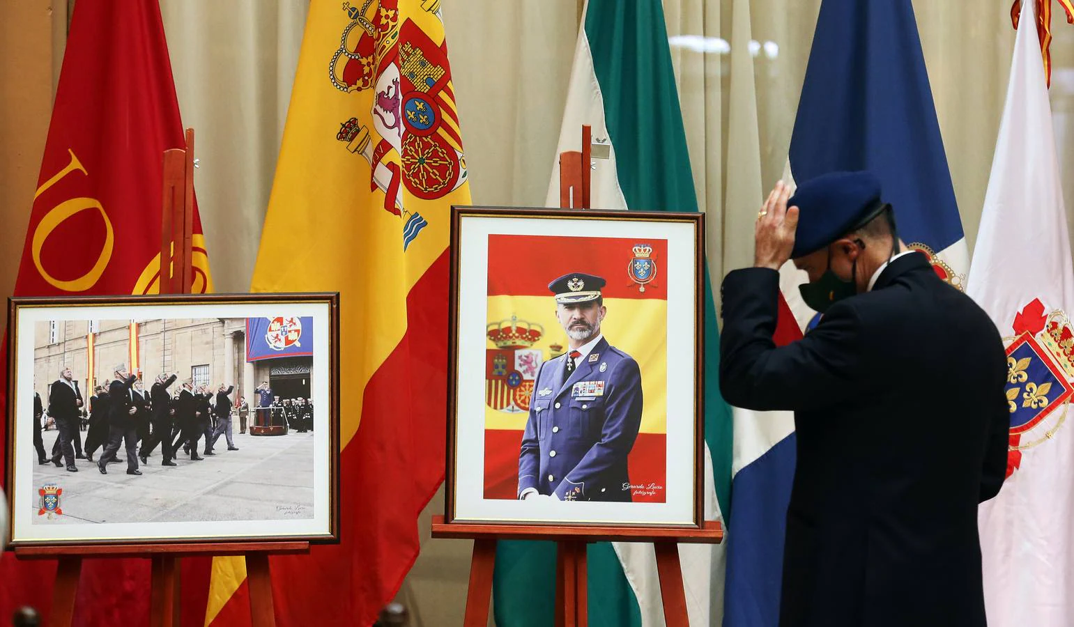 Fotogalería: La exposición fotográfica de Gerardo Lucio dedicada al Rey Felipe VI en Sevilla