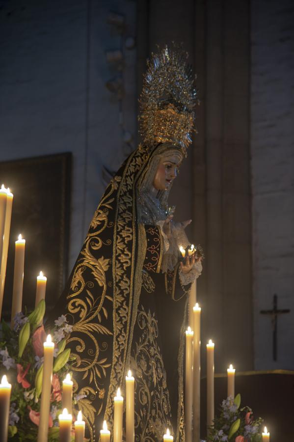 El altar del 75 aniversario de la Virgen de Gracia y Amparo